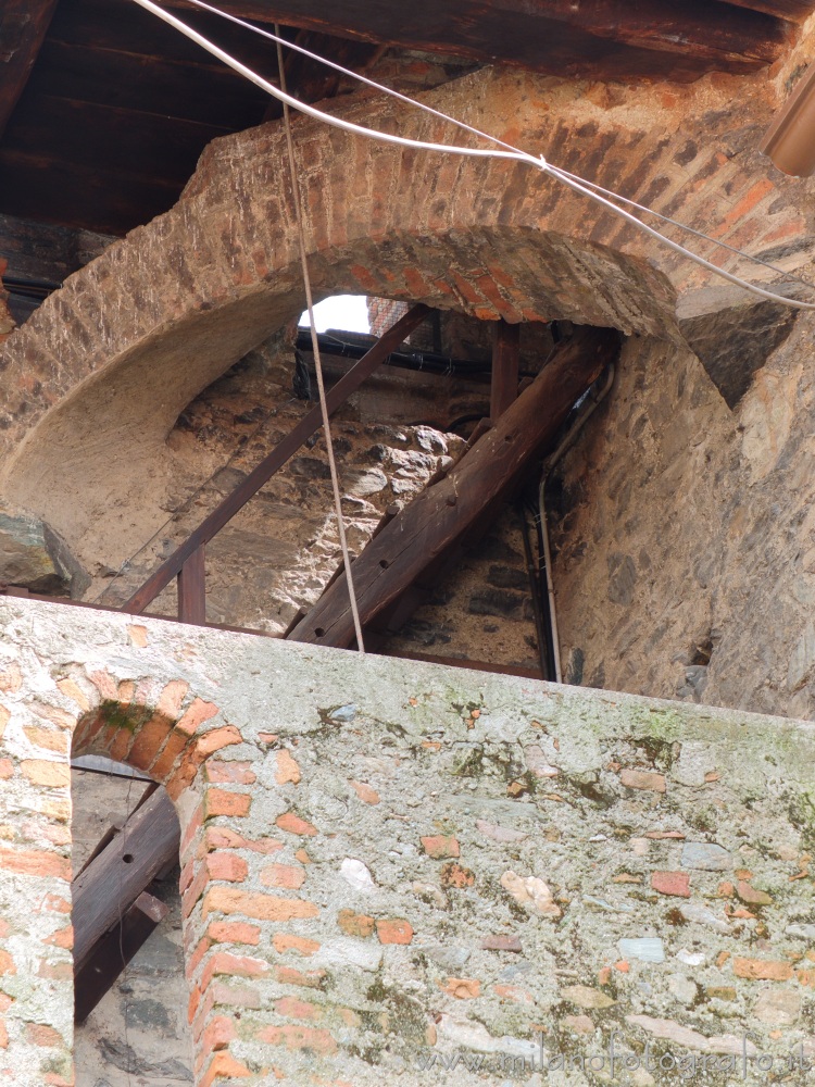 Piverone (Torino, Italy) - Detail of the interior of the antique tower access door to the town